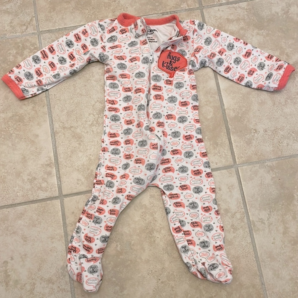 Duck‎ Duck Goose Brand Heart Valentine's Day Footies 3-6 M​